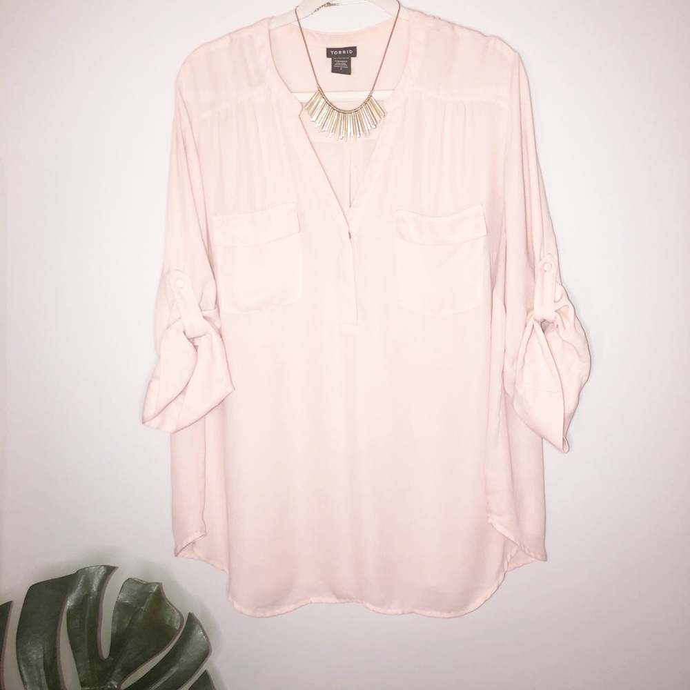 torrid -Harper Blush Top -Size 2